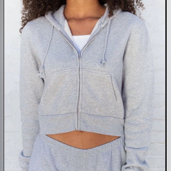 Brandy Melville Gray Cropped Zip-Up Hoodie - Picture 3 of 15